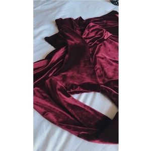 Vince Camuto maroon velvet off shoulder dress